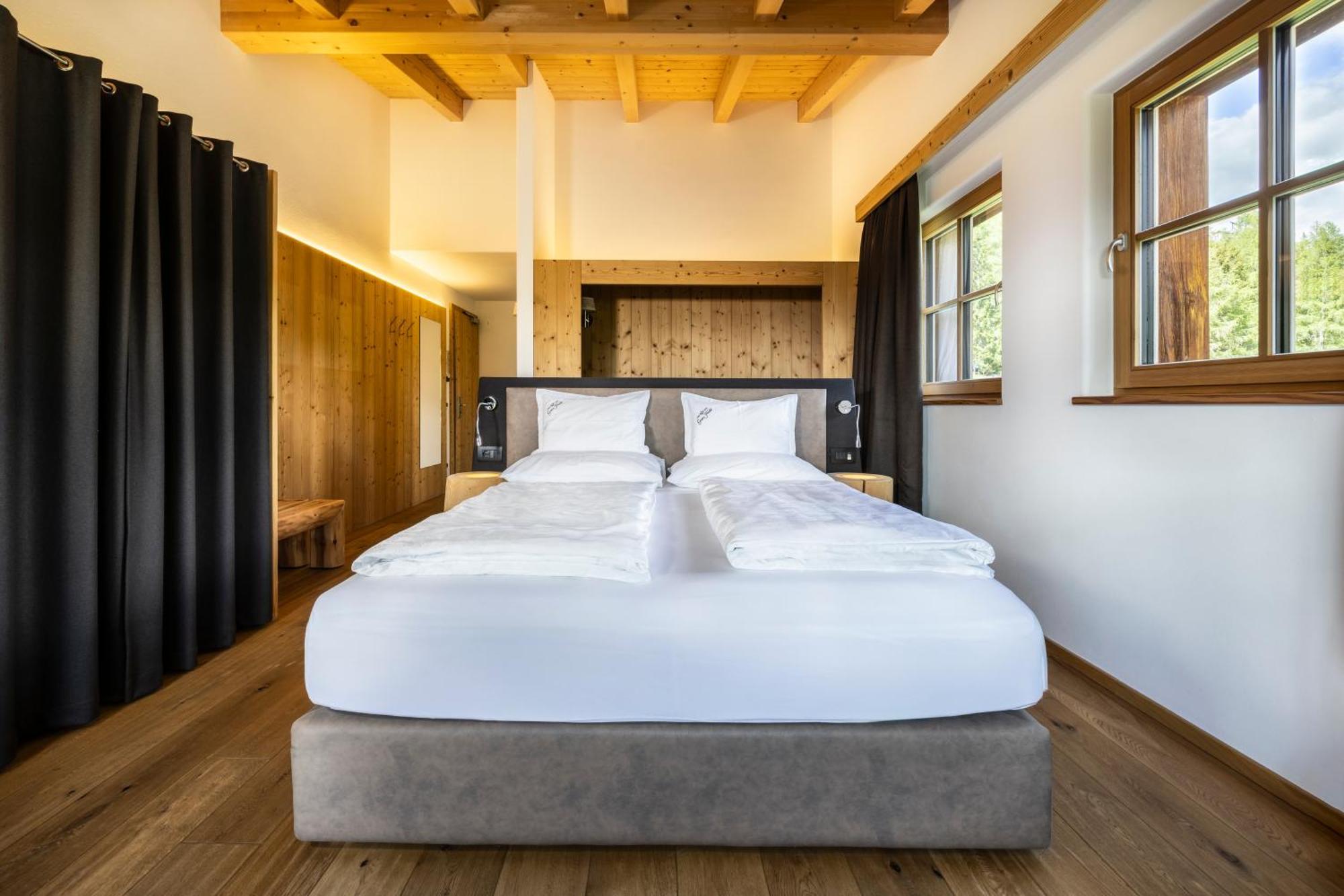 Alpine Hotel Gran Foda' San Vigilio Di Marebbe Exterior photo